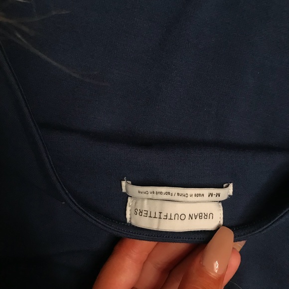 deep halter neck top navy blue size M urban - Picture 3 of 3